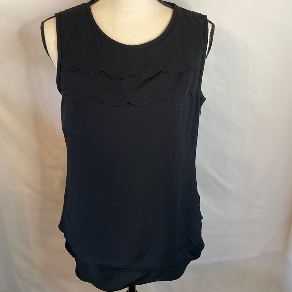 Tory Burch blouse tank top scoop neck scallops on front layered size 4